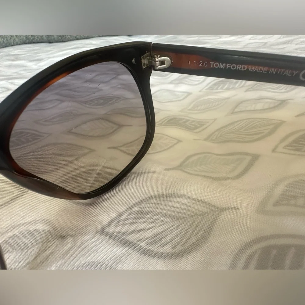 Tom Ford Olivier TF236 Sunglasses - Used with scratches!! - Picture 9 of 14